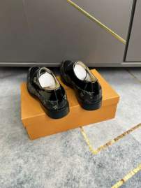 Picture of Louis Vuitton Shoes _SKULVsz38-44mnf021714111